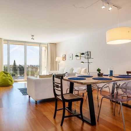 Guestready - Alges Apt With Stunning Rooftop Pool Apartment ภายนอก รูปภาพ